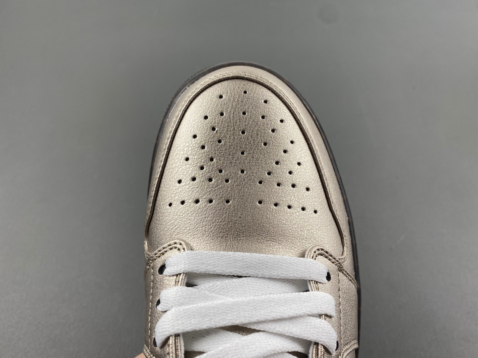 air jordan 1 low se “metallic zinc” hq3529-099