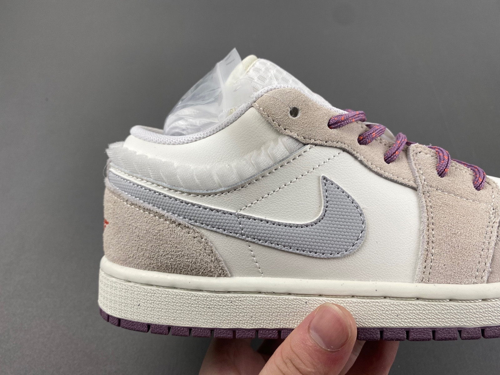 Air Jordan 1 Low Alt SE 