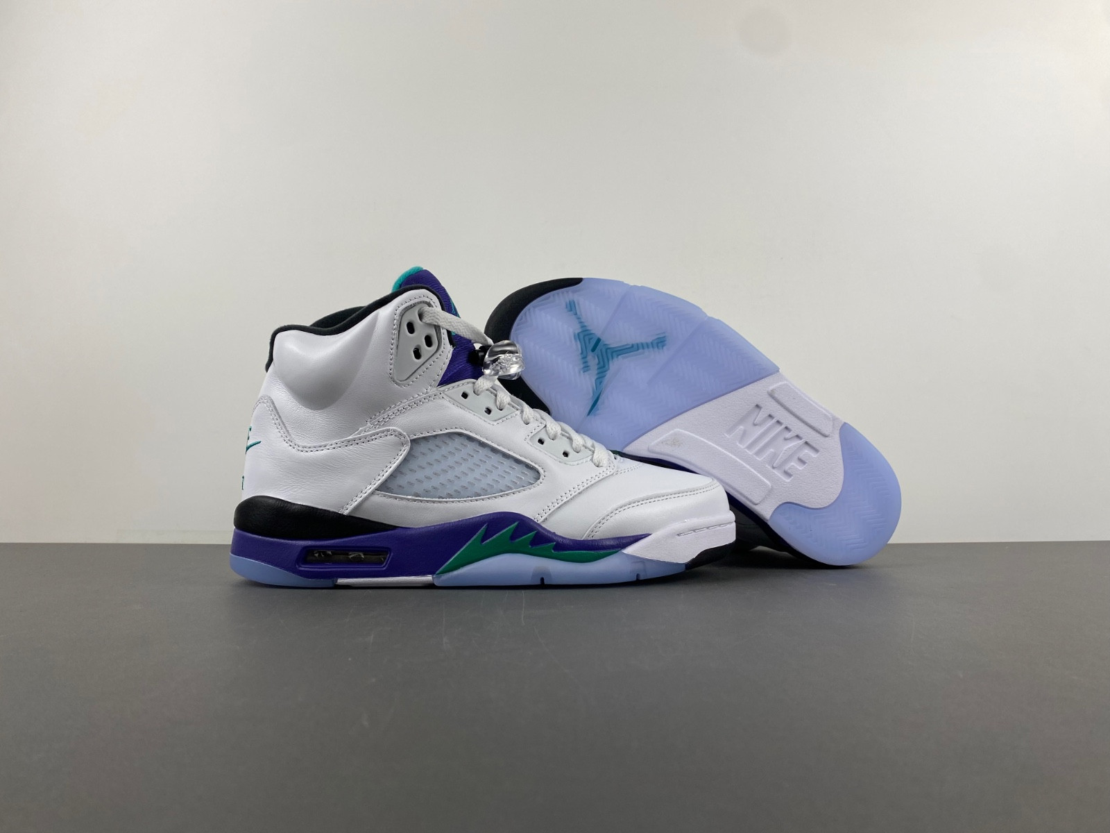 Air Jordan 5 Grape 2025 HQ7978-100