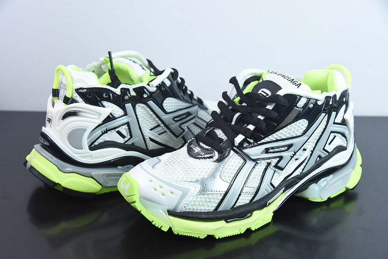 Ba*len*cia*ga runner sneaker