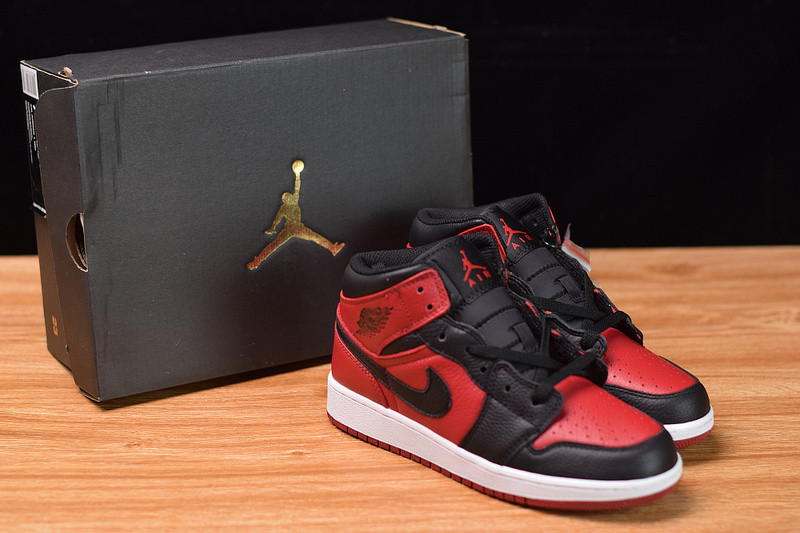 air jordan 1 mid "gym red" 554724-610
