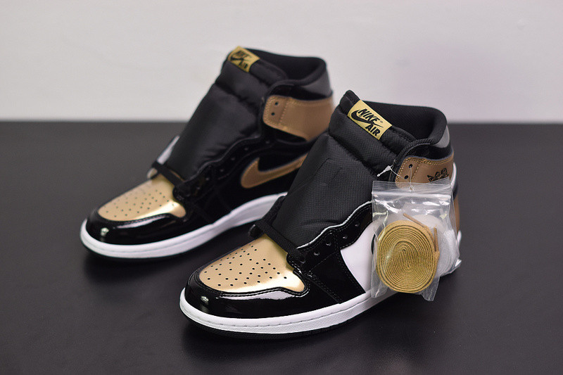 air jordan 1 retro high og nrg "gold toe" 861428-007