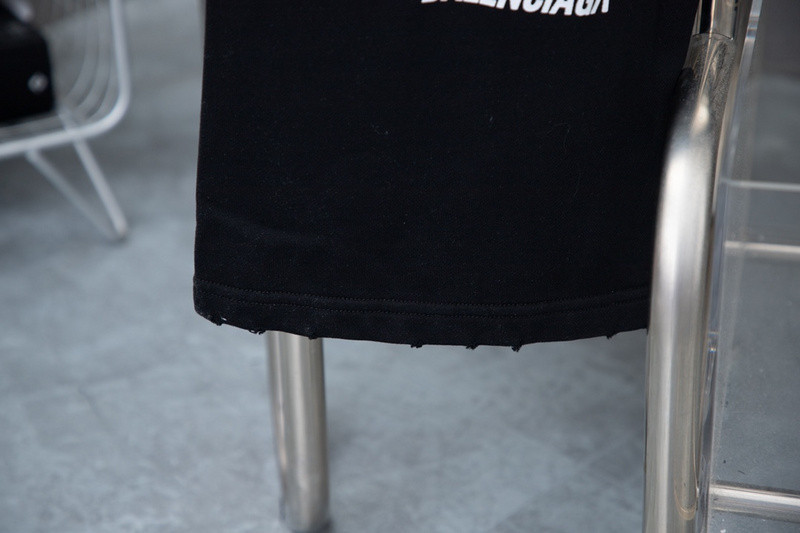 Ba*len*cia*ga clothes