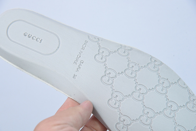 g*u*i rhyton sneaker