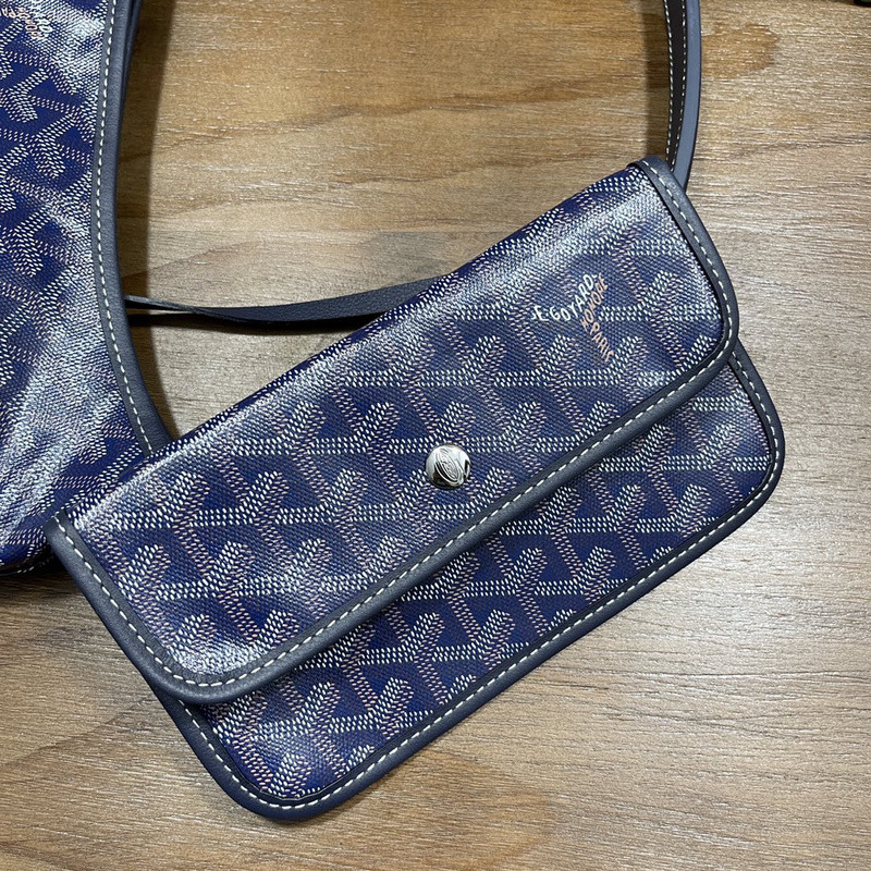 GOYARD PURSE