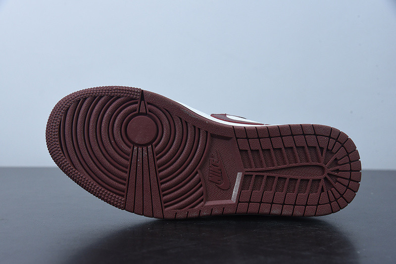 air jordan 1 low surF**es in “”team red" dc0774-116