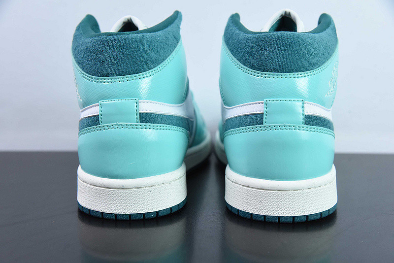air jordan 1 mid chenille "bleached turquoise" dz3745‑300