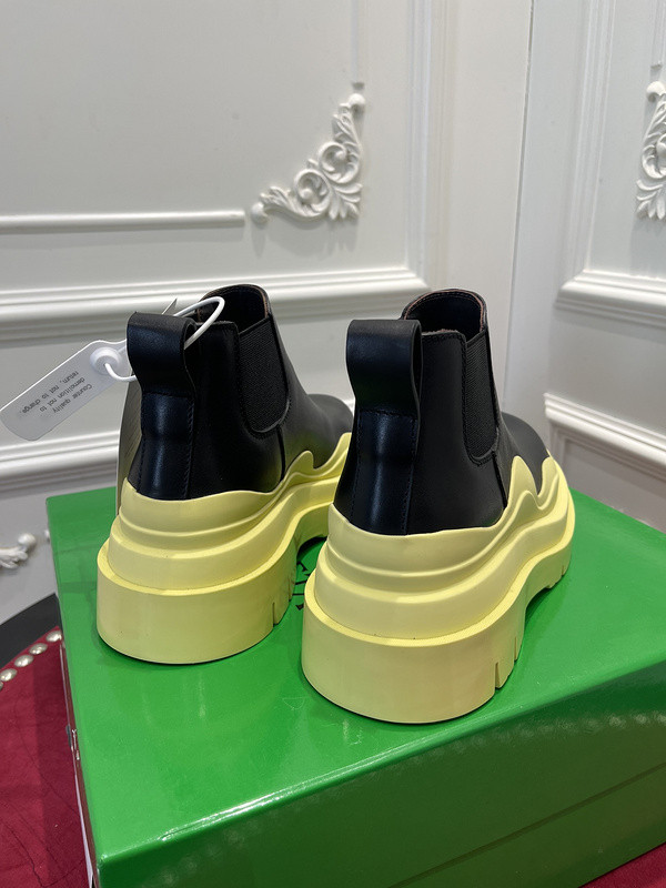 Bo*te*ga ve*ne*ta sneaker