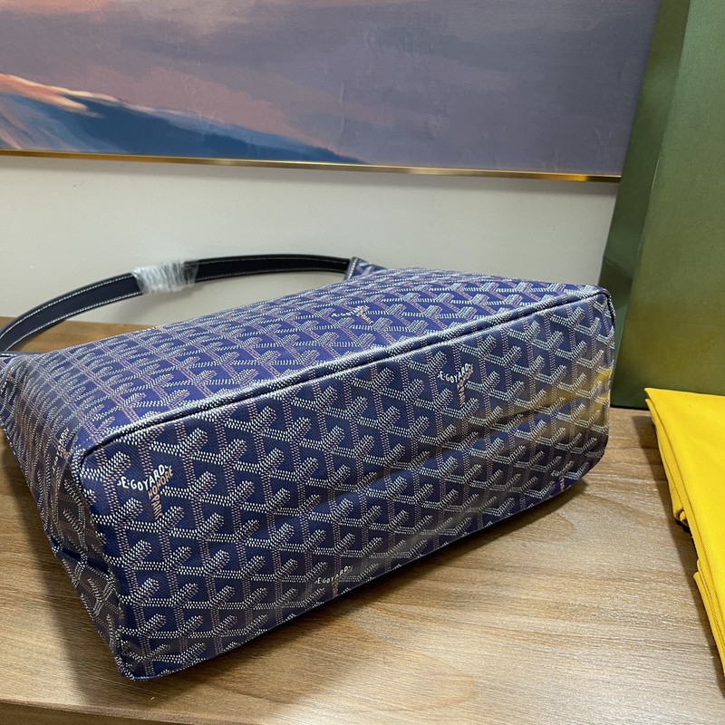 GOYARD PURSE