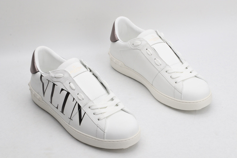 valentino garavani sneaker