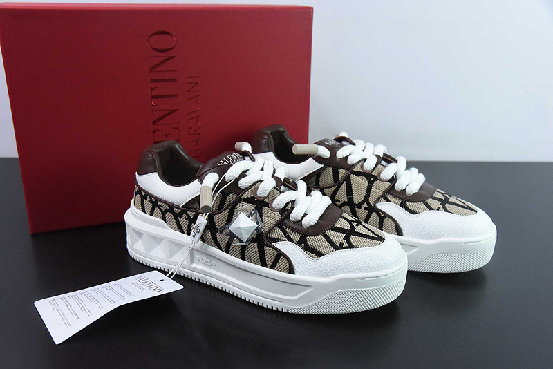 valentino sneaker