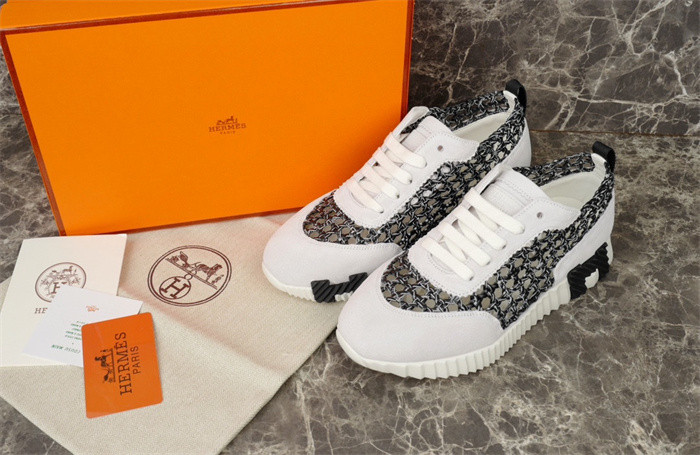 H**mes sneaker