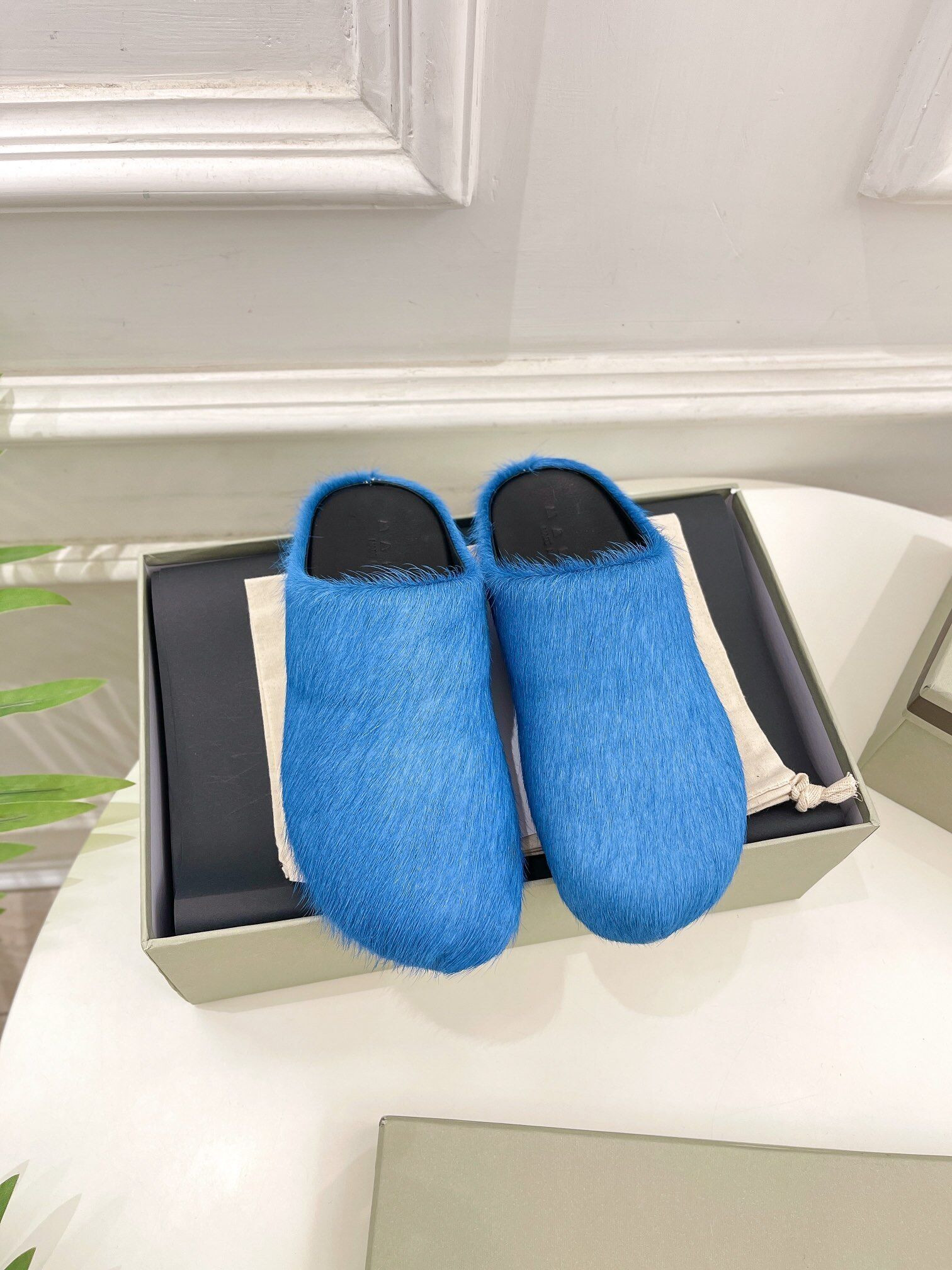 marni calf hair slippers-blue